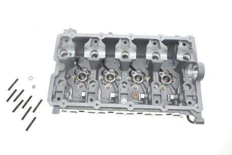 Головка блока цилиндров VW Touran/Passat/Audi A4/A AMC 908718