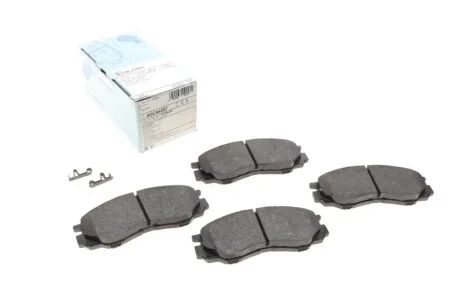 Колодки гальмівні (передні) Mitsubishi L200 96-11 Blue-print ADC44257
