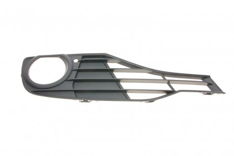 Решітка бампера 3 (F30/F31) 11- (R) BMW 51117255370
