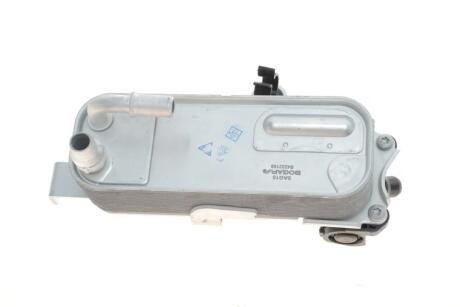 Радіатор масляний BMW 5 (E39) 3.5 96-03 (теплообмінник) BOGAP B4222109