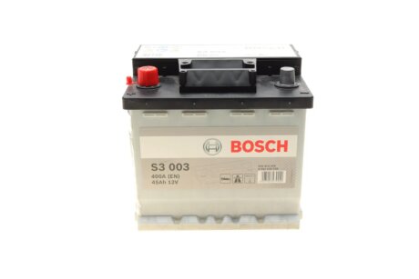 Акумуляторная батарея 45Ah/400A (207x175x190/+L/B13) BOSCH 0 092 S30 030