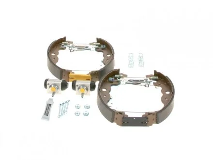 Колодки тормозные барабанные, комплект BOSCH 0 204 114 197
