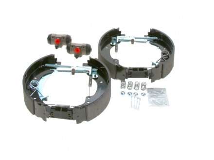 Колодки тормозные барабанные, комплект BOSCH 0 204 114 538