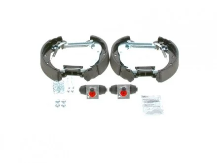Колодки тормозные барабанные, комплект BOSCH 0 204 114 633