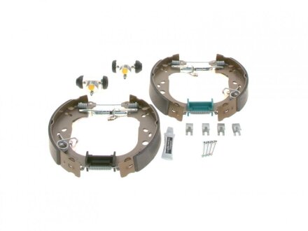 Колодки тормозные барабанные, комплект BOSCH 0 204 114 656