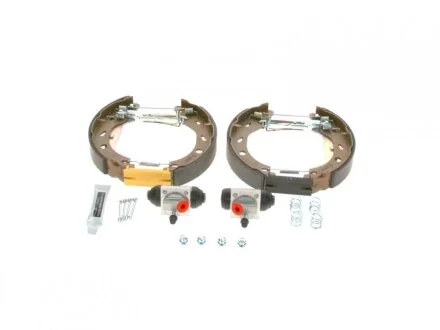 Колодки тормозные барабанные, комплект BOSCH 0 204 114 676