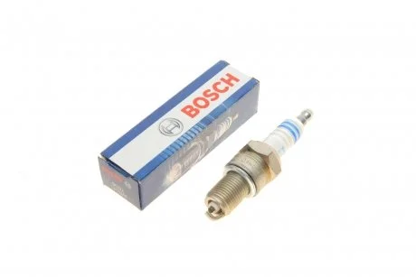 Свічка запалювання Fiat 147 1.4 -96 BOSCH 0 241 229 715