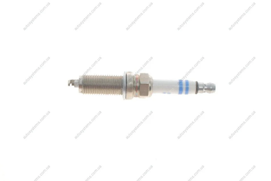 Свічка запалювання Renault Clio III 1.2 16V 05-14/Dacia Logan/Sandero 1.0 Hi-flex 11-12 BOSCH 0 242 140 530 (фото 1)