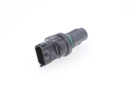 Датчик положения распределительного вала BOSCH 0 281 002 825