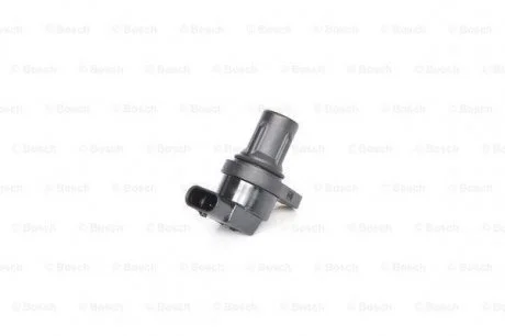 Датчик положения распределительного вала BOSCH 0 281 002 890