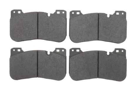 Тормозные колодки дисковые, комплект BOSCH 0 986 424 921