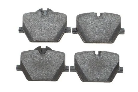 Колодки гальмівні (задні) BMW 3 (G20/G21/G80/G81/G28)/4 (G22/G23/G82/G83/G26) 18-/i4 (G26) 21- BOSCH 0 986 460 057