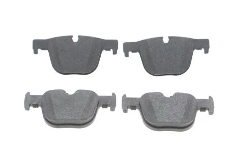 Колодки гальмівні (задні) BMW 3 (F30/F31/F34/F80)/4 (F32/F36/F82) 11- BOSCH 0 986 494 786