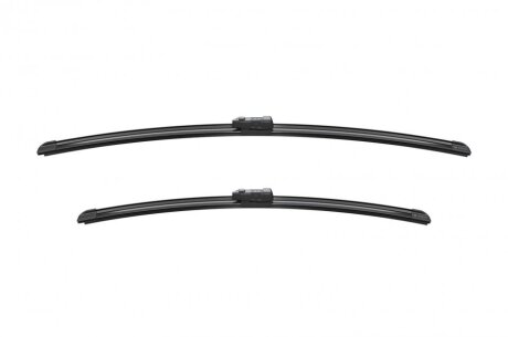 Щітки склоочисника (650/530мм) VW Tiguan/Touareg 16- BOSCH 3 397 007 639