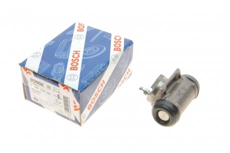 Циліндр гальмівний (задній) Nissan Primera 90-06 (R) (d=20.6mm) BOSCH F 026 002 221