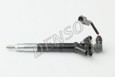 Форсунка топливная DENSO DCRI200110