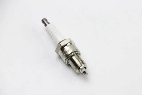 Свеча зажигания DENSO J16CR-U