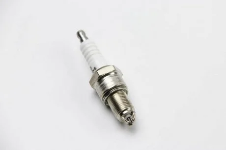 Свеча зажигания DENSO W20EPBR-S