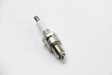 Свічка запалювання DENSO W22EPR-U