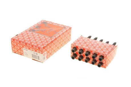 Болти головки (к-кт 10шт.) Audi A4/A6/A8/VW Touareg 3.7/4.2 98-08 ELRING 215.000