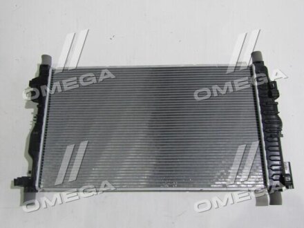 Радиатор охлаждения двигателя GM 13267667