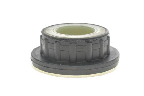 Сайлентблок важеля (переднього) Iveco Daily 00- GSP 535937