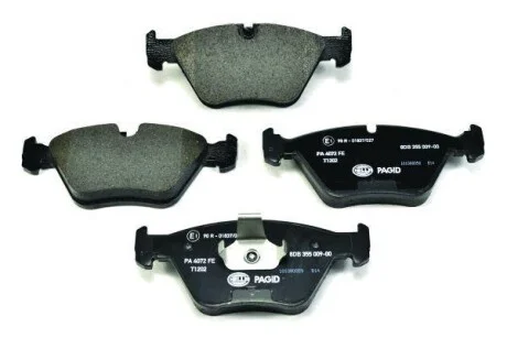 Тормозные колодки дисковые, комплект HELLA 8DB 355 009-001