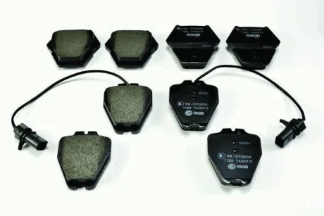 Тормозные колодки дисковые, комплект HELLA 8DB 355 009-031