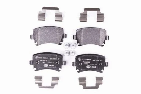 Тормозные колодки дисковые, комплект HELLA 8DB 355 011-771