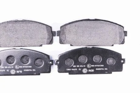 Тормозные колодки дисковые, комплект HELLA 8DB 355 016-921