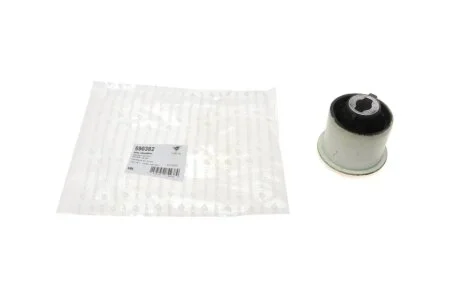 Сайлентблок балки (задньої) Citroen C4/Peugeot 307 00- (підсилений) HUTCHINSON 590382