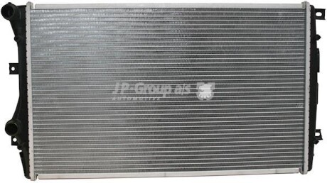 Радиатор охлаждения двигателя JP GROUP 1114206100