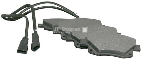 Тормозные колодки дисковые, комплект JP GROUP 1563700110