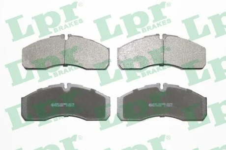 Тормозные колодки дисковые, комплект LPR 05P1109