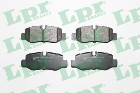 Тормозные колодки дисковые, комплект LPR 05P1905