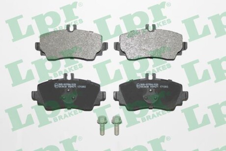 Тормозные колодки дисковые, комплект LPR 05P671