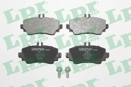 Тормозные колодки дисковые, комплект LPR 05P671