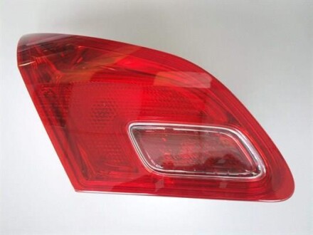 Фонарь задний внутренний левый MAGNETI MARELLI 714021641715