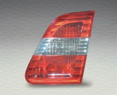 Фонарь задний внутренний левый MAGNETI MARELLI 714027530703