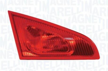 Фонарь задний внутренний правый MAGNETI MARELLI 714027840814