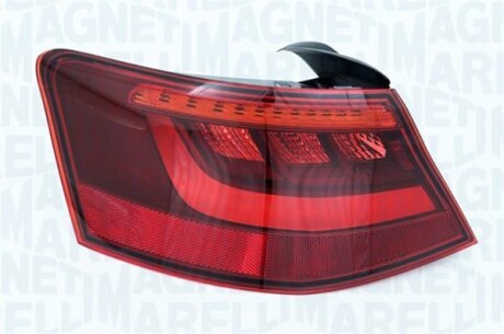 Фонарь задний внешний правый MAGNETI MARELLI 714081060801