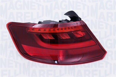 Фонарь задний внешний правый MAGNETI MARELLI 714081100801