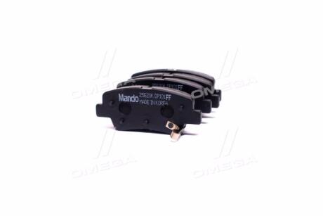 Тормозные колодки дисковые, комплект MANDO MPK37