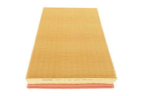 Фільтр повітряний 740/760/780/940/960 2.0-2.3/2.4TD 82-98 MANN C 34 200
