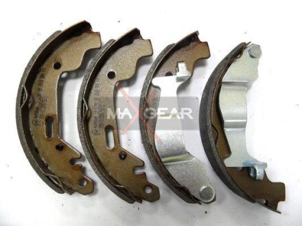 Колодки тормозные барабанные, комплект MAXGEAR 19-0290
