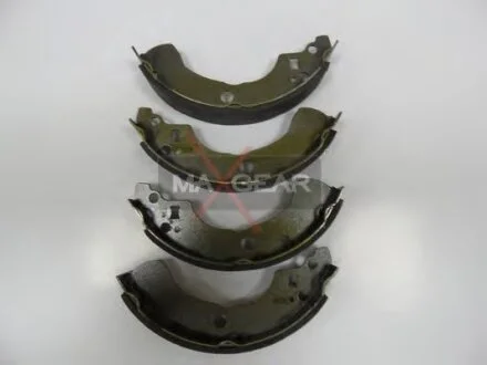 Колодки тормозные барабанные, комплект MAXGEAR 19-0327