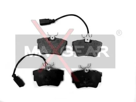 Тормозные колодки дисковые, комплект MAXGEAR 19-0446