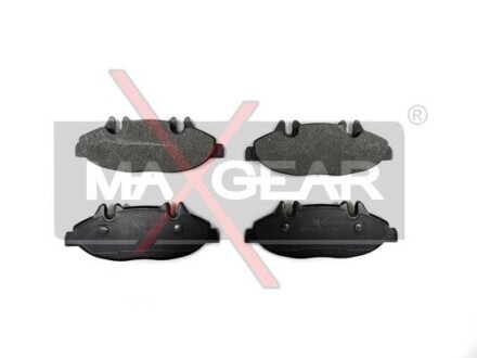 Тормозные колодки дисковые, комплект MAXGEAR 19-0669