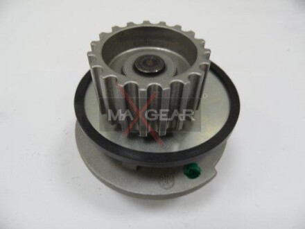 Помпа водяная MAXGEAR 47-0004