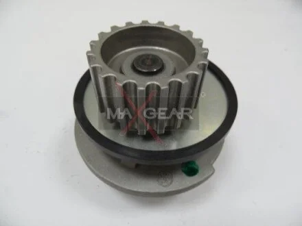 Помпа водяная MAXGEAR 47-0004
